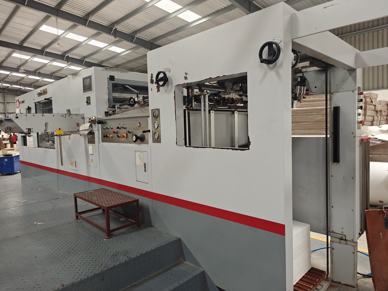 Automated cardboard handling system used by Corrugated Box Manufacturers in Sivakasi