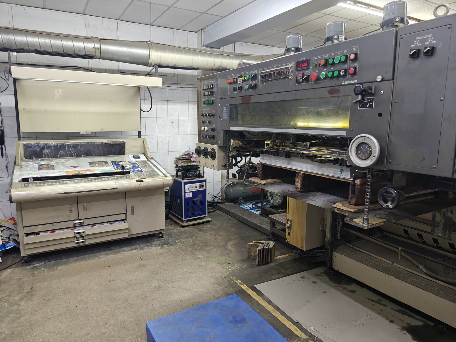 Side view of offset printing unit at Corrugated Box Manufacturers in Sivakasi - Why choose corrugated boxes for packaging
